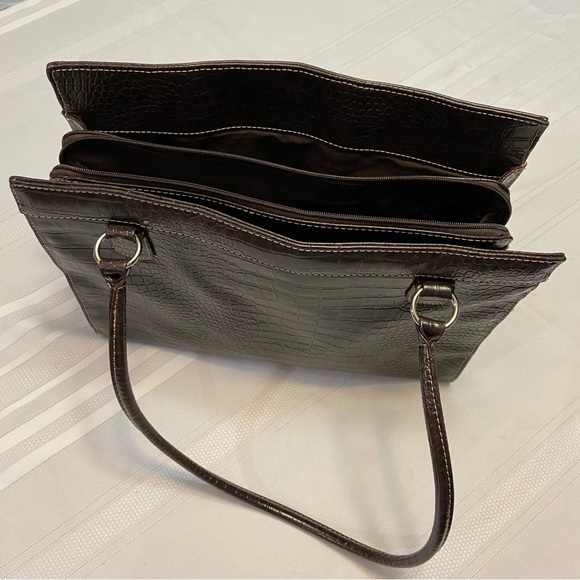 Brown Crocodile Print Womens Tote double zipper opening & multiple pockets - Picture 2 of 10